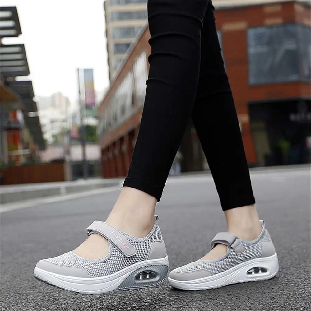 Office Tech Gift Ideas - 36-41 Demi-season Colored Sneakers Walking Skates